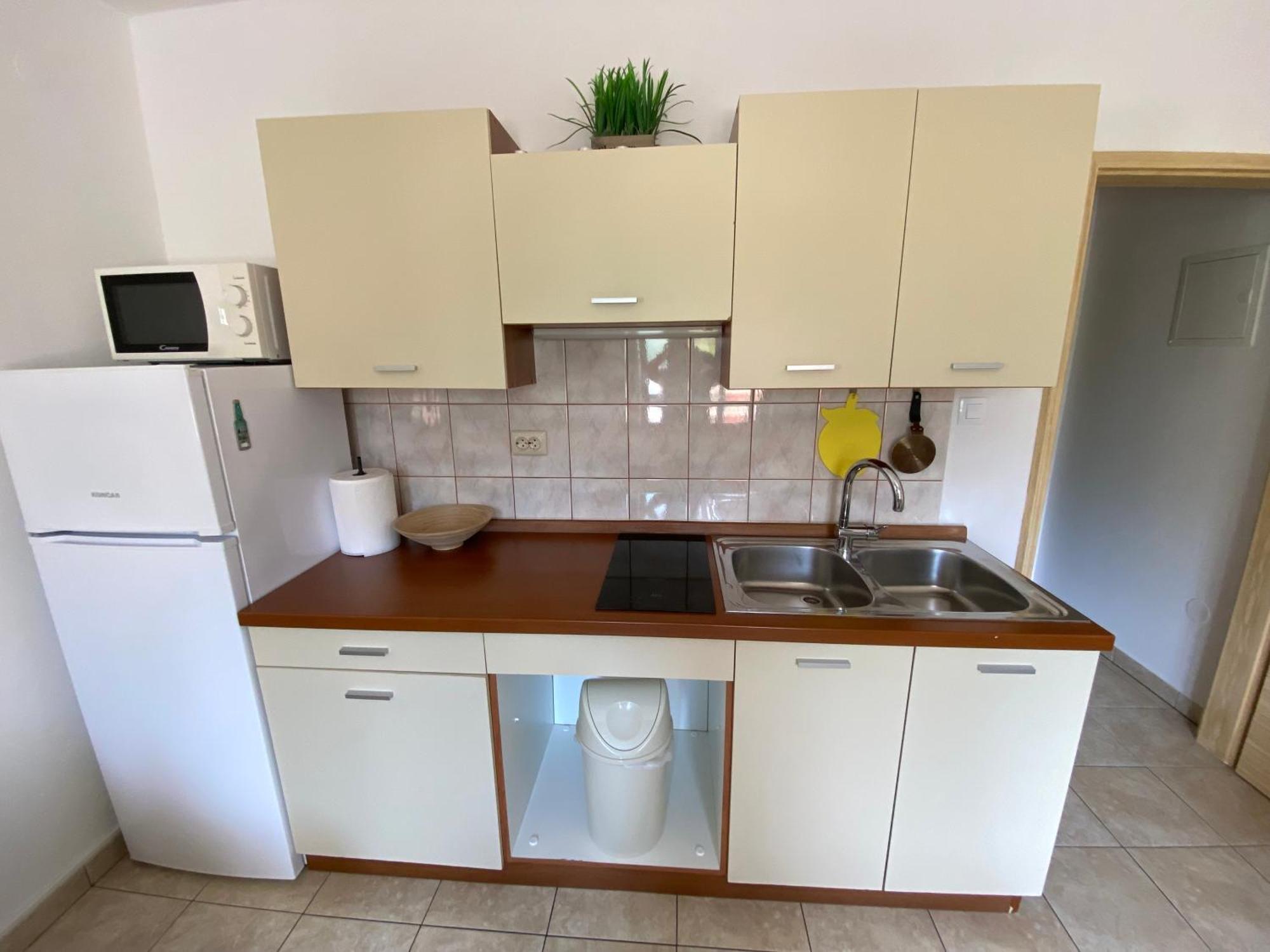 Apartments Anna III Baska  Exterior photo
