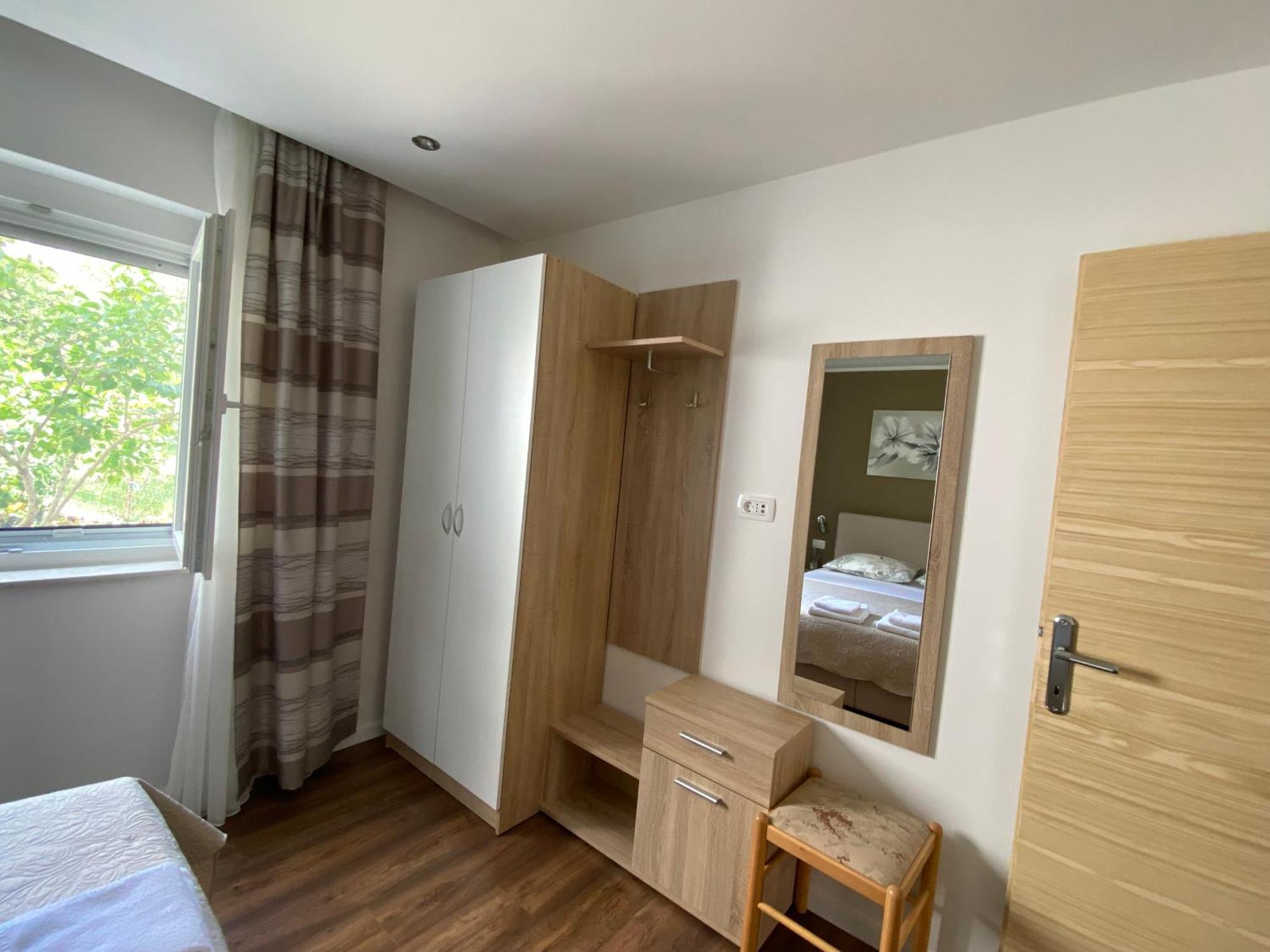 Apartments Anna III Baska  Exterior photo